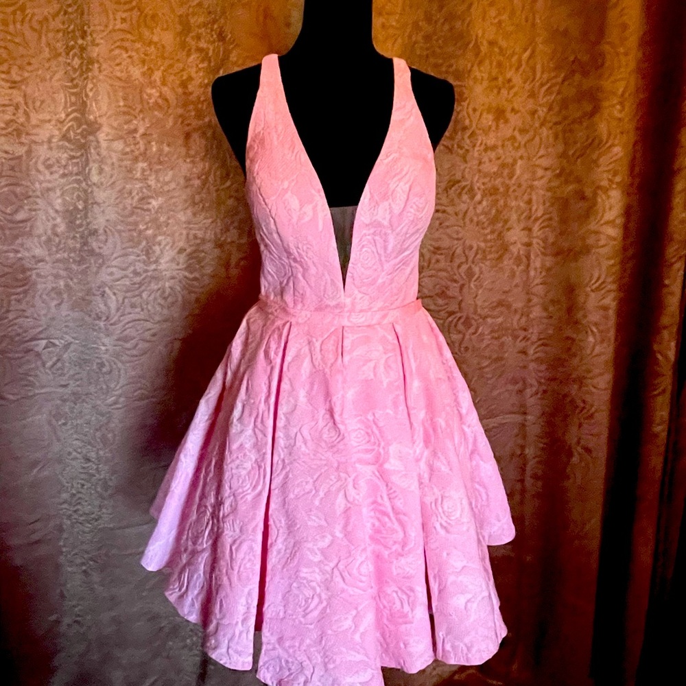 Pretty Pink cocktail dress. Worn once. EXCELLENT Condition